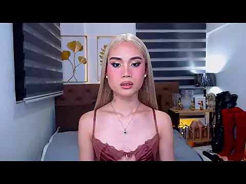 Snapshot of JuicyCockThea chatting on 04.29.26 JuicyCockThea online show from 04.29.26