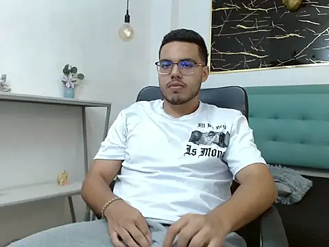 Trevor Ash online show from 02.13.26