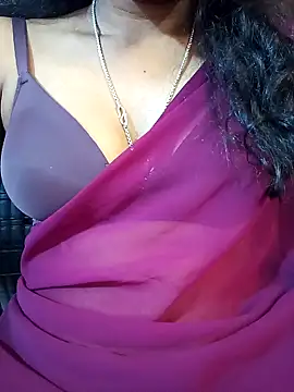 Snapshot of manu_sexy_ chatting on 02.15.26 manu sexy online show from 02.15.26