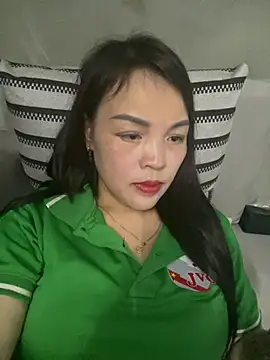 Strawberry-wet online show from 02.20.26