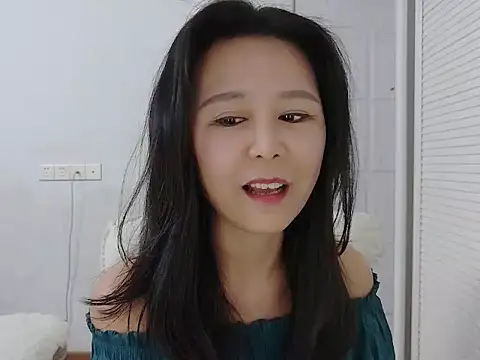 yunchui0101 online show from 02.10.26