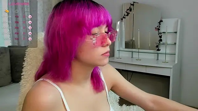 EmilyTrase online show from 05.18.26