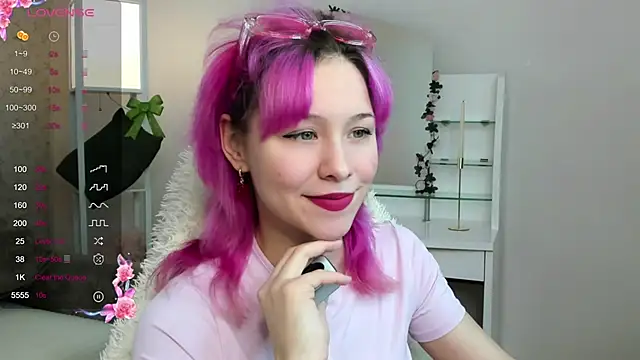 EmilyTrase online show from 05.21.26