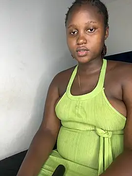 shyNia online show from 02.18.26