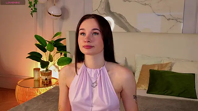 Abigail Forland online show from 07.03.26