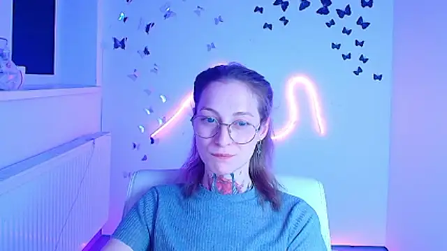 Esmi Winter online show from 03.16.26