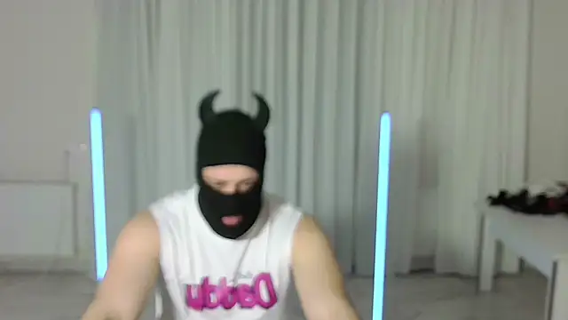 Snapshot of Telenok chatting on 03.31.26 Telenok online show from 03.31.26