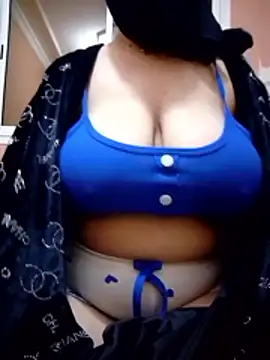 Snapshot of -Marmar- chatting on 03.13.26 -Marmar- online show from 03.13.26