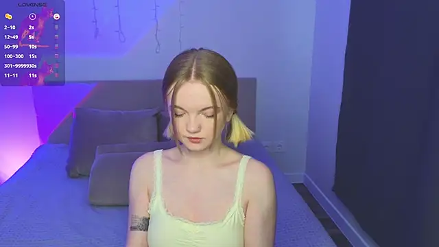 StellaBunny online show from 04.28.26