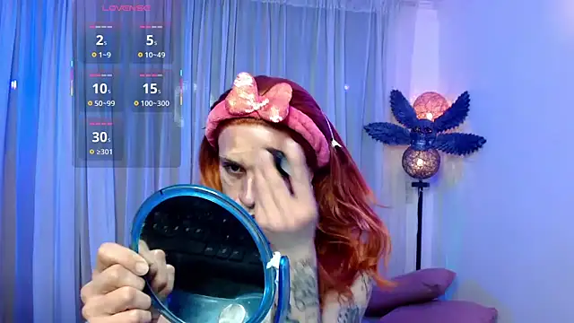 Snapshot of DanniHotBoy02 chatting on 04.24.26 DanniHotBoy02 online show from 04.24.26