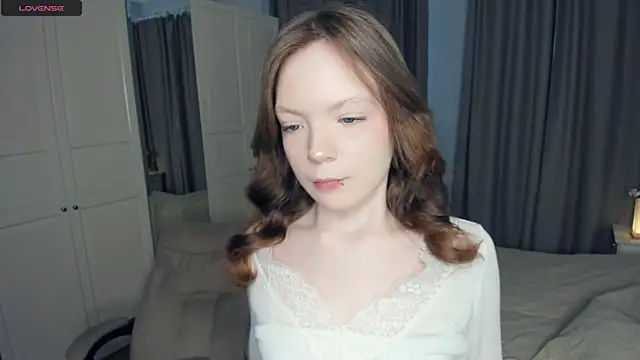 LavenderMitten online show from 04.18.26