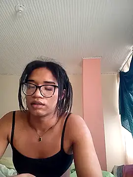 Snapshot of horny_brii chatting on 06.02.26 horny brii online show from 06.02.26