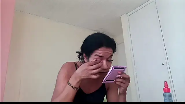 Snapshot of horny_brii chatting on 06.06.26 horny brii online show from 06.06.26