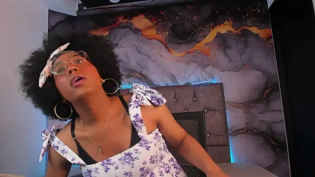 Snapshot of CataleyaMoon_ chatting on 02.10.26 CataleyaMoon online show from 02.10.26