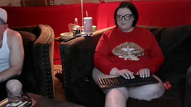 Snapshot of FreaksOffALeash3261 chatting on 02.21.26 FreaksOffALeash3261 online show from 02.21.26