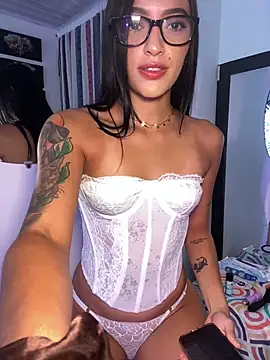 ValeriaMarquez online show from 02.18.26