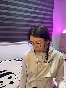 Snapshot of Deva_00 chatting on 02.12.26 Deva 00 online show from 02.12.26