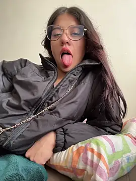 Snapshot of Deva_00 chatting on 02.18.26 Deva 00 online show from 02.18.26