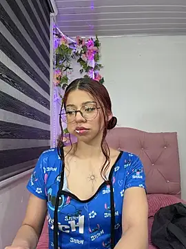 Snapshot of Deva_00 chatting on 07.21.26 Deva 00 online show from 07.21.26
