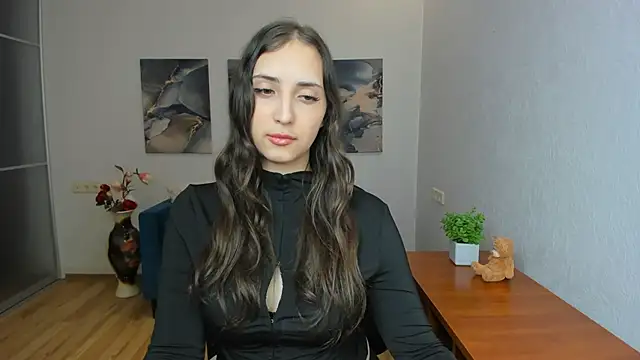Snapshot of Effy_Royse chatting on 05.13.26 Effy Royse online show from 05.13.26