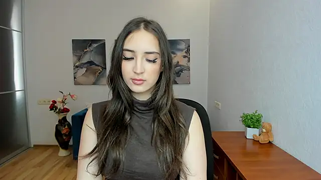 Snapshot of Effy_Royse chatting on 05.29.26 Effy Royse online show from 05.29.26