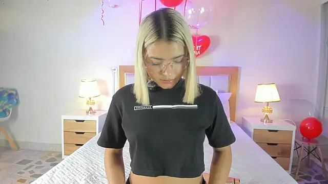 Snapshot of Bunny_Blush1 chatting on 02.16.26 Bunny Blush1 online show from 02.16.26