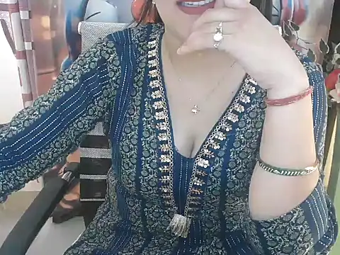  chitranshi online show from 05.25.26