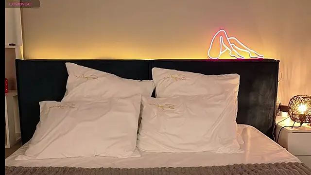 Snapshot of AdaSedona chatting on 03.16.26 AdaSedona online show from 03.16.26