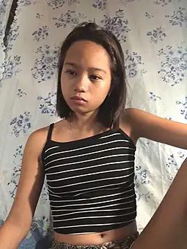 Asianpinay Skinny1818 online show from 06.01.26