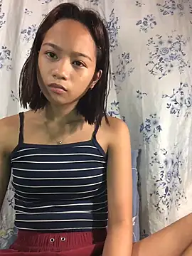 Asianpinay Skinny1818 online show from 06.17.26