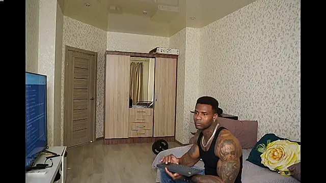 Snapshot of ostine_brown chatting on 03.25.26 ostine brown online show from 03.25.26