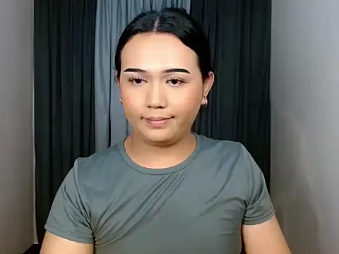 Snapshot of Camila69xx chatting on 04.29.26 Camila69xx online show from 04.29.26