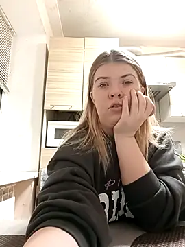 EvaTallor online show from 02.14.26