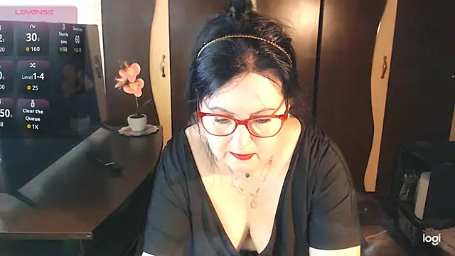 exiMIlf online show from 05.18.26