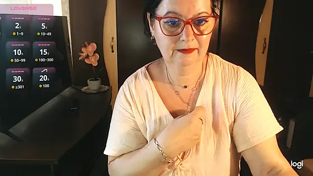 exiMIlf online show from 06.04.26