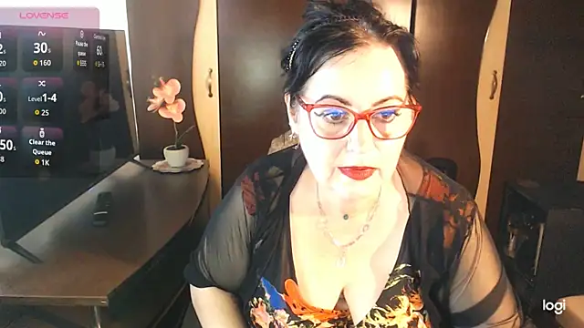 exiMIlf online show from 06.09.26
