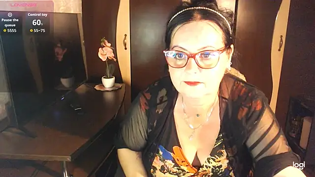 exiMIlf online show from 06.30.26