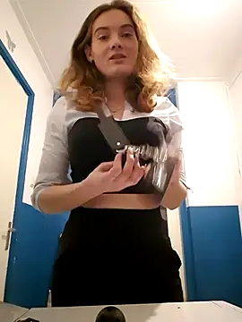 sweetsophie69 online show from 03.05.26