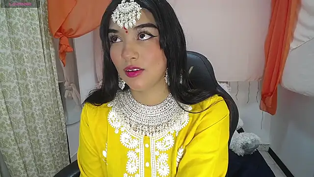 Snapshot of Sita_Nair chatting on 04.04.26 Sita Nair online show from 04.04.26