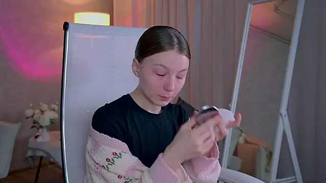 ElliFrankenweenie online show from 03.06.26