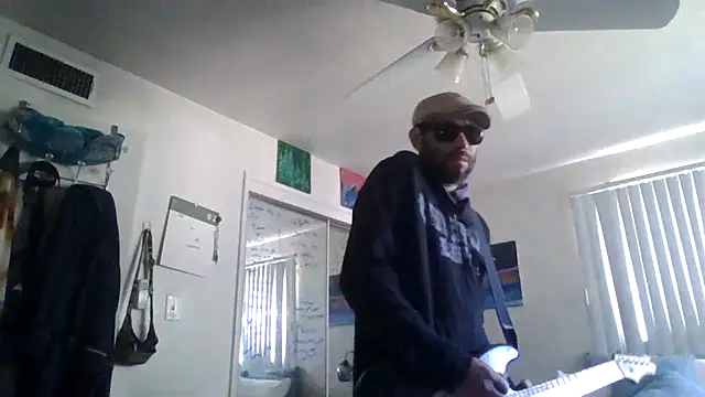 Snapshot of TheDaddio03 chatting on 02.22.26 TheDaddio03 online show from 02.22.26