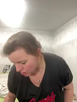 Snapshot of Laura-Loveyou chatting on 03.03.26 Laura-Loveyou online show from 03.03.26