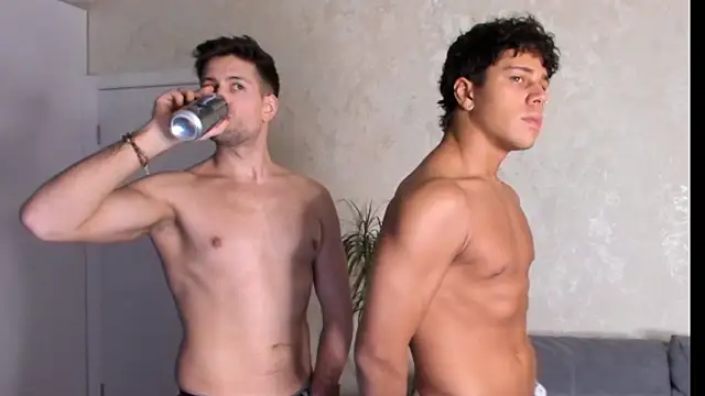 Snapshot of alexflexxx chatting on 02.27.26 alexflexxx online show from 02.27.26