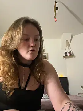 Maryjane-Spidermann online show from 02.11.26