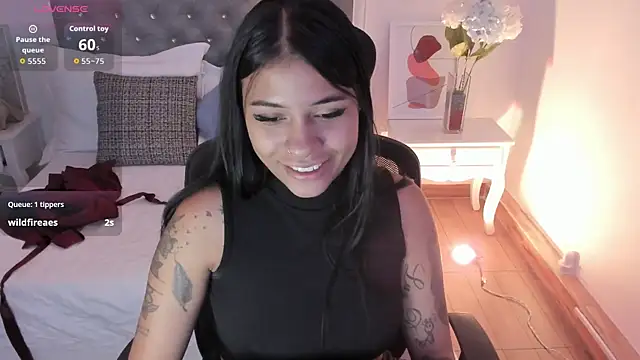 Aisha Haddad online show from 02.26.26