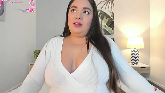 AgathaBloom  online show from 02.19.26