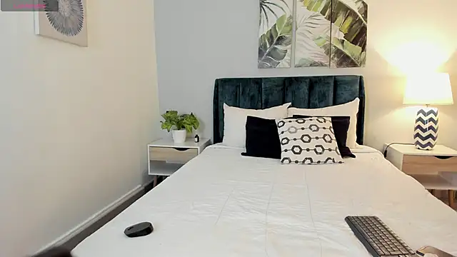 AgathaBloom  online show from 02.27.26