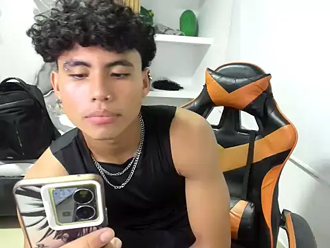 marcus dick    online show from 08.06.26