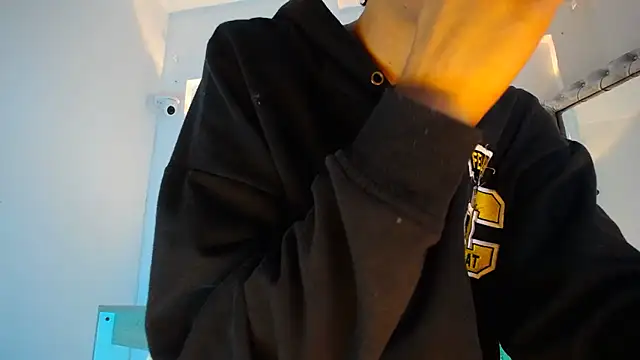 jullian ricci online show from 04.06.26