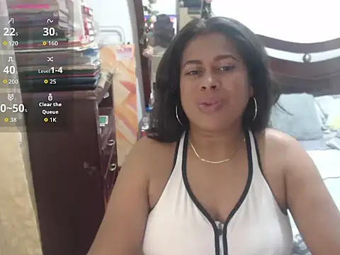 Snapshot of Caprichosa-39 chatting on 03.03.26 Caprichosa-39 online show from 03.03.26